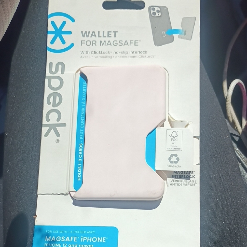 Speck Light Pink MagSafe Wallet for iPhone